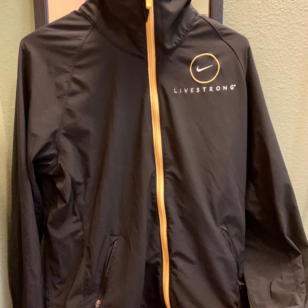 Nike windbreaker